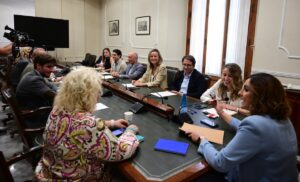 Primera Junta de Gobierno Local del Ayuntamiento de Valencia con María José Catalá como alcaldesa de la ciudad